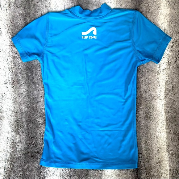 Surf Style Rashguard size 6-8 - Picture 4 of 4